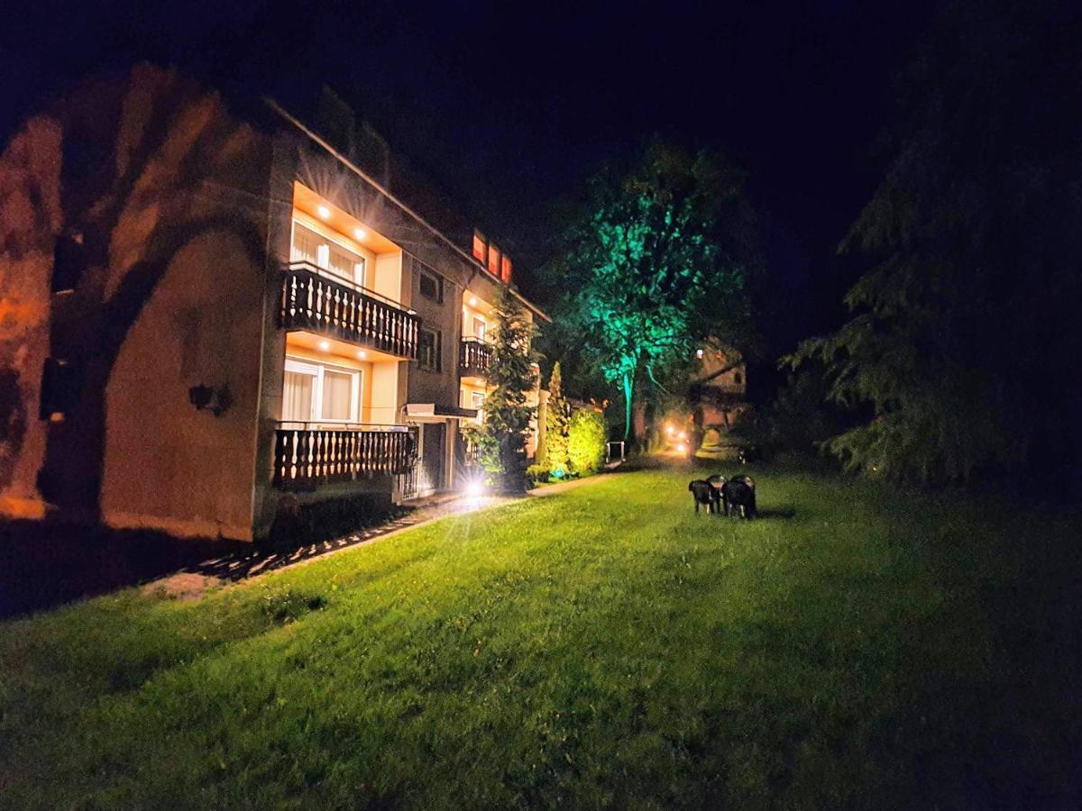 Gasthof Zum Goldenen Hirschen Hotell Geroldsgrun Eksteriør bilde